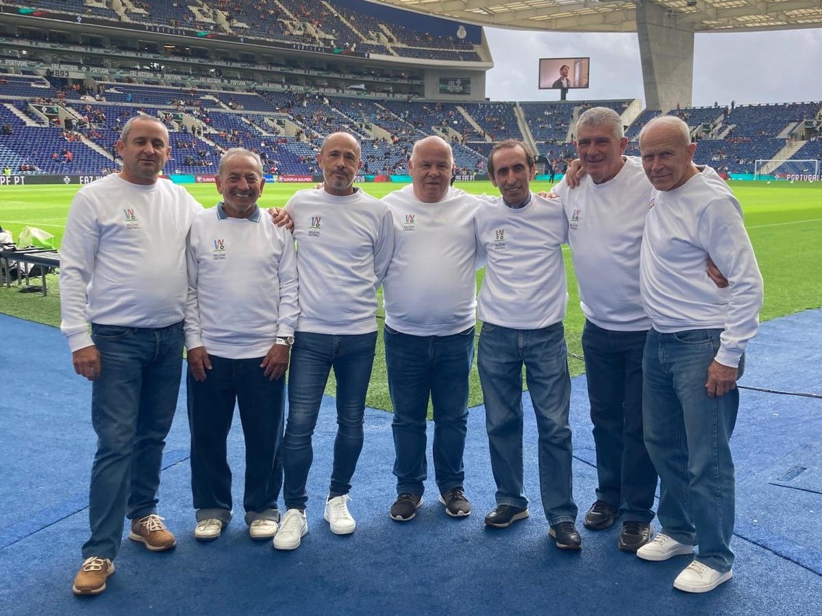 Equipa de walking football da AF Setúbal no jogo da seleção nacional